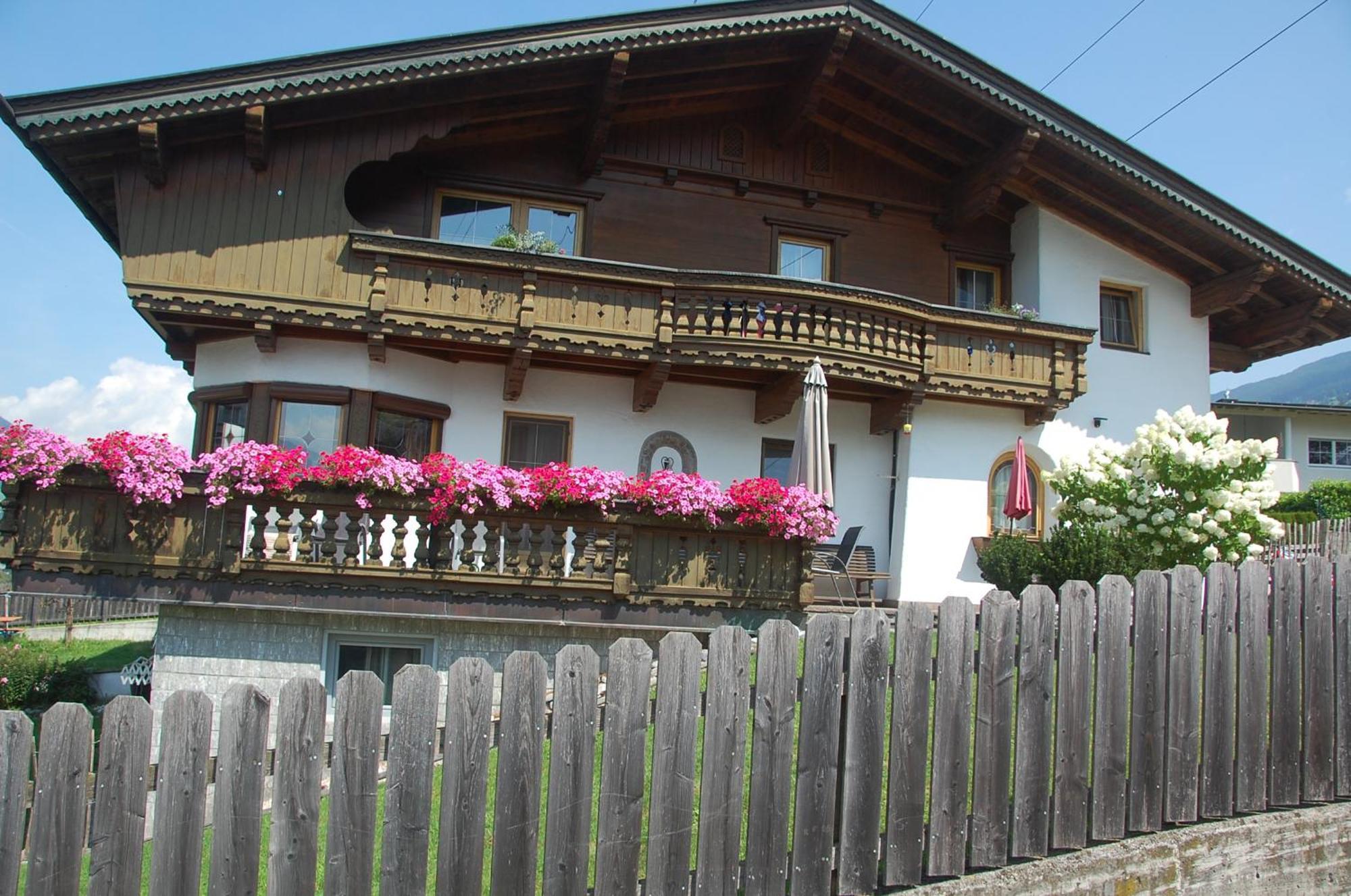 Вилла Haus Hart Im Zillertal 6 Personen Экстерьер фото